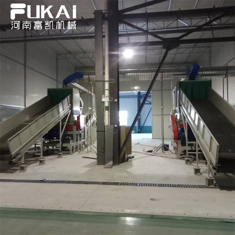 山東1200洗衣機破碎機安裝調(diào)試現(xiàn)場 